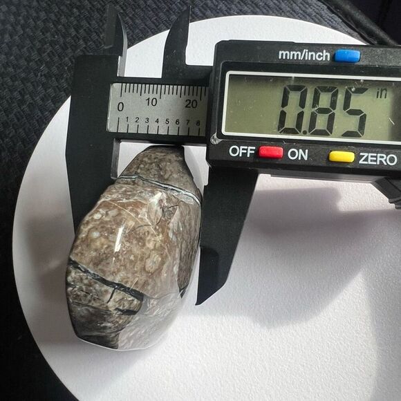 Volcano Agate Heart Carving UV Reactive (10) - Picture 7 of 11